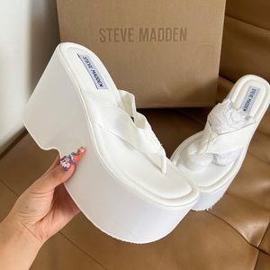 steve madden gwen white platform sandals